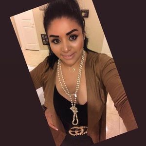 Meet your Posher, Victoriaa